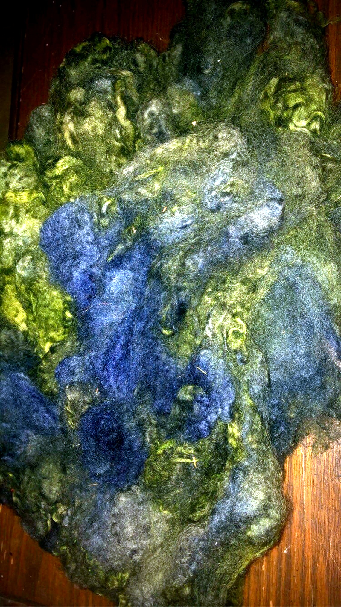 Rainforest Hand-dyed Romney Wool thumbnail 3